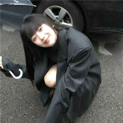 5个吓鬼的少年